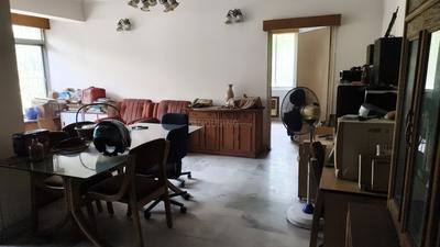 Living Room Image of 1008 Sq.ft 2 BHK Apartment / Flat for sale in Hasting's Court, Watganj Kolkata for Rs. 13000000