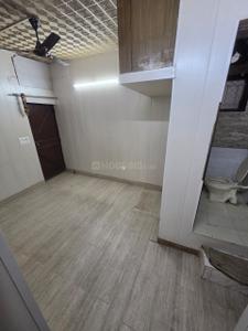 Bedroom Image of 1000 Sq.ft 2 BHK Builder Floor for sale in Paschim Vihar New Delhi for Rs. 13500000