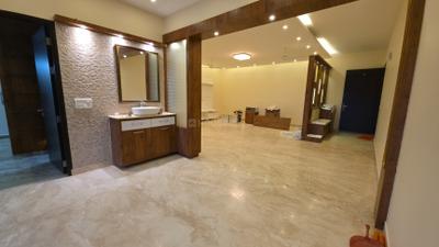 Living Room Image of 2700 Sq.ft 4 BHK Apartment / Flat for rent in Richards Town Bengaluru for Rs. 150000