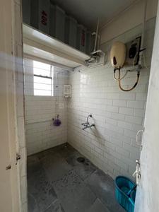 Bathroom Image of 650 Sq.ft 1 BHK Apartment / Flat for rent in DB Golf Links, Yerawada Pune for Rs. 28000
