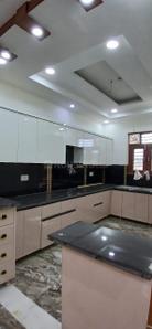 Kitchen Image of 2250 Sq.ft 3 BHK Builder Floor for sale in Sector 31 Faridabad for Rs. 17000000