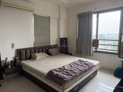 Bedroom Image of 2185 Sq.ft 3 BHK Apartment / Flat for sale in Dev Solitaire, Prahlad Nagar Ahmedabad for Rs. 16000000