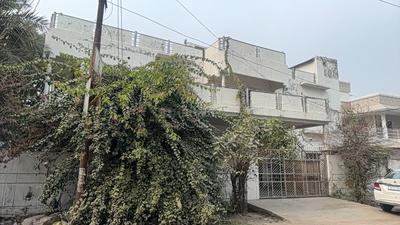 Bedroom Image of 3860 Sq.ft 3 BHK Independent House for sale in Indira Nagar Lucknow for Rs. 55000000