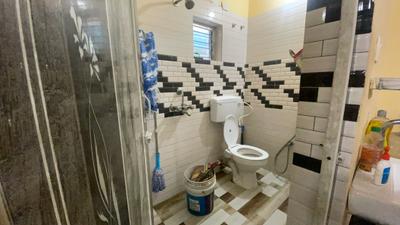 Bathroom Image of 657 Sq.ft 2 BHK Apartment / Flat for sale in Keshtopur Kolkata for Rs. 2400000