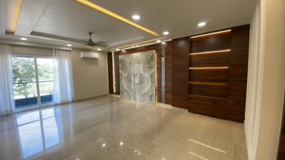 Living Room Image of 2700 Sq.ft 4 BHK Builder Floor for sale in Ansal Esencia, Sector 67 Gurgaon for Rs. 32500000
