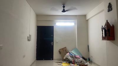 Living Room Image of 500 Sq.ft 1 BHK Apartment / Flat for sale in Signature Global Grand IVA, Sector 103 Gurgaon for Rs. 4100000