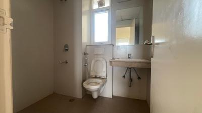 Conscient Heritage Max Bathroom Two 3