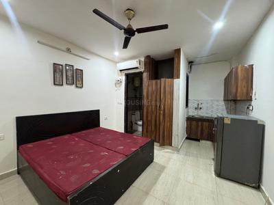 1 RK Independent Builder Floor