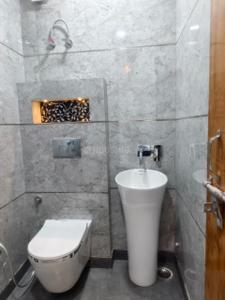 Bathroom Image of 344 Sq.ft 1 BHK Builder Floor for sale in Sector 4 Rohini New Delhi for Rs. 4800000