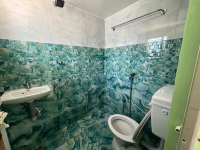 Bathroom Image of 980 Sq.ft 2 BHK Independent House for rent in Parvathipuram Nagercoil for Rs. 11000