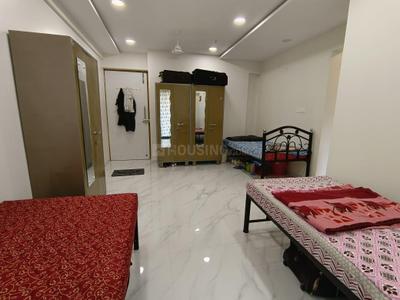 Bedroom Image of Navkar Pg in Vikhroli West, Mumbai