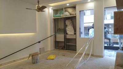 Bedroom Image of 1800 Sq.ft 3 BHK Builder Floor for sale in Vikaspuri New Delhi for Rs. 33000000
