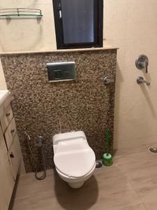 Bathroom Image of 1200 Sq.ft 3 BHK Apartment / Flat for sale in Qutab View Apartments, Katwaria Sarai New Delhi for Rs. 29500000
