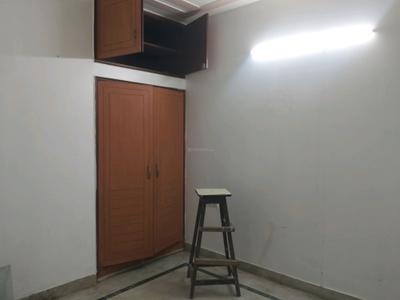 Bedroom Image of 1050 Sq.ft 3 BHK Apartment / Flat for sale in GH 14 DDA MIG, Paschim Vihar New Delhi for Rs. 15500000