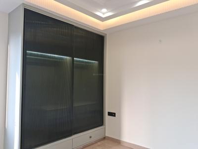 Bedroom Image of 1200 Sq.ft 3 BHK Builder Floor for sale in Paschim Vihar New Delhi for Rs. 27000000