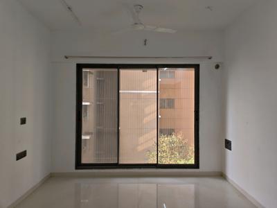 Living Room Image of 635 Sq.ft 2 BHK Apartment / Flat for rent in Dahisar East Mumbai for Rs. 42000