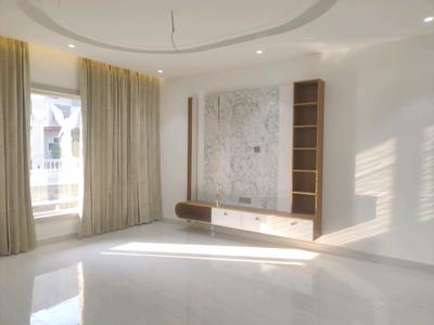 Bedroom Image of 3650 Sq.ft 4 BHK Builder Floor for sale in Green Field Colony Faridabad for Rs. 33550000
