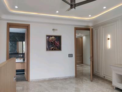 Bedroom Image of 3250 Sq.ft 5 BHK Builder Floor for sale in Kaushambi Ghaziabad for Rs. 48200000