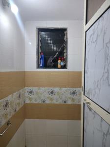 Common Bathroom Image of 480 Sq.ft 1 BHK Apartment / Flat for rent in Unique Greens, Kasarvadavali Thane for Rs. 17860