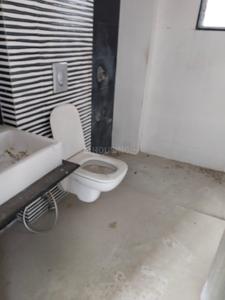 Bathroom Image of 900 Sq.ft 2 BHK Apartment / Flat for rent in Sevasi Vadodara for Rs. 16500