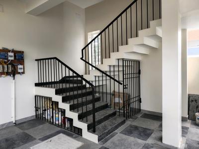 Staircase Image of 3200 Sq.ft 5 BHK Independent House for sale in Injambakkam Chennai for Rs. 31000099