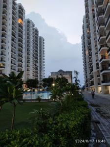 Image of 1750 Sq.ft 3 BHK Apartment / Flat for rent in Omaxe Waterscapes, Arjunganj, Lucknow for Rs. 30000