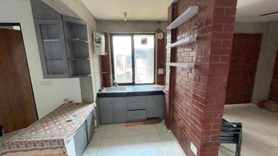 Kitchen Image of 700 Sq.ft 2 BHK Apartment / Flat for sale in Arete Our Homes 3, Sector 6 Sohna for Rs. 4900000