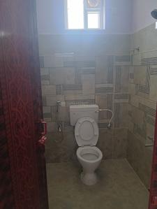 Bathroom Image of 1000 Sq.ft 2 BHK Builder Floor for rent in Vikaa Sai Ganesh Avenue Phase 2, Pudupakkam, Kanchipuram Chennai for Rs. 16000