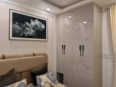 Bedroom Image of 1200 Sq.ft 4 BHK Apartment / Flat for sale in Hastsal New Delhi for Rs. 7700000
