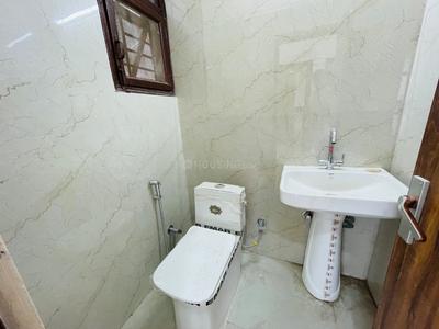 Bathroom Image of 1500 Sq.ft 3 BHK Builder Floor for sale in Sector 57 Gurgaon for Rs. 20350000