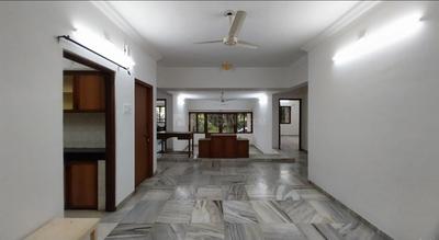 Hall Image of 3230 Sq.ft 3 BHK Apartment / Flat for sale in Alkapuri Vadodara for Rs. 13500000