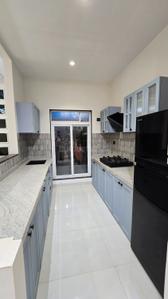 Kitchen Image of 875 Sq.ft 2 BHK Apartment / Flat for sale in Sky Annex, Chembur Mumbai for Rs. 21500000