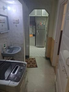 Bathroom Image of 702 Sq.ft 2 BHK Apartment / Flat for rent in Swaraj Homes Narayana Guru Society, Chembur Mumbai for Rs. 38000
