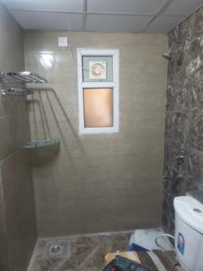 Bathroom Image of 2075 Sq.ft 3 BHK Apartment / Flat for sale in Purvanchal Royal City, Chi V Greater Noida for Rs. 25000000