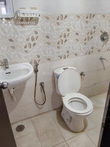 Image of 1400 Sq.ft 3 BHK Apartment / Flat for rent in Mehdipatnam, Hyderabad for Rs. 30000