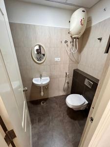 Bathroom Image of 850 Sq.ft 2 BHK Apartment / Flat for rent in Saritha Elan, Marathahalli Bengaluru for Rs. 45000
