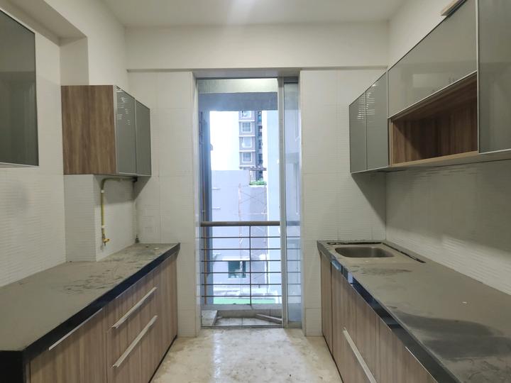 Ekta Tripolis Main Image 1