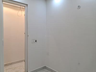 Bedroom Image of 1500 Sq.ft 3 BHK Apartment / Flat for sale in Sector 72 Noida for Rs. 5450000