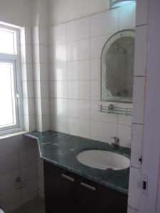 Bathroom Image of 1360 Sq.ft 2 BHK Apartment / Flat for sale in BPTP Princess Park, Sector 86 Faridabad for Rs. 7500000