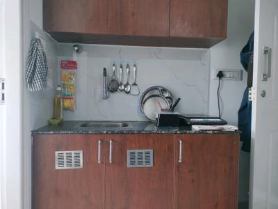 Kitchen Image of 350 Sq.ft 1 RK Apartment / Flat for rent in Doddanekundi Bengaluru for Rs. 16000
