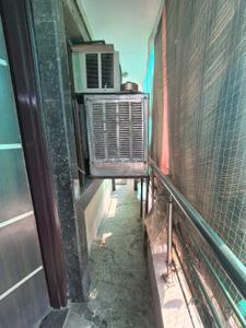 Balcony Image of 1000 Sq.ft 3 BHK Builder Floor for sale in Ramesh Nagar New Delhi for Rs. 12500000