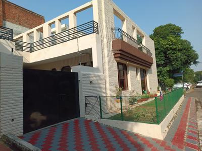 4 BHK Independent House