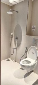 Bathroom Image of 1600 Sq.ft 3 BHK Apartment / Flat for sale in Narang Privado B, Thane West Thane for Rs. 35500000