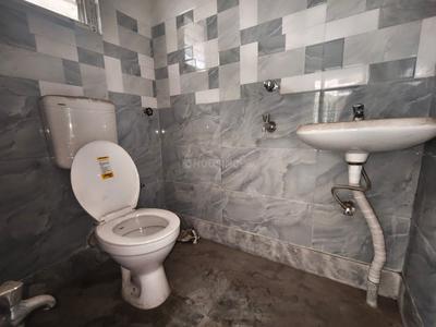 Bathroom Image of 1297 Sq.ft 3 BHK Apartment / Flat for sale in Kalikapur, EM Bypass Kolkata for Rs. 7000000