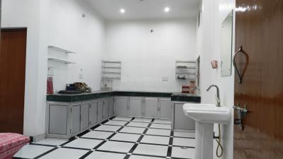 Kitchen Image of 2700 Sq.ft 3 BHK Independent House for rent in Begpur Aligarh for Rs. 14000