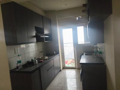 Kitchen Image of 1020 Sq.ft 2 BHK Apartment / Flat for rent in Gulshan Botnia, Sector 144 Noida for Rs. 34000