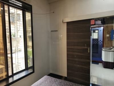 Bedroom Image of 650 Sq.ft 2 BHK Apartment / Flat for rent in Worli Mumbai for Rs. 70000