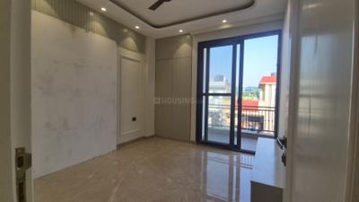 Bedroom Image of 1400 Sq.ft 3 BHK Builder Floor for sale in  Bharti Apartments, Indirapuram Ghaziabad for Rs. 18000000