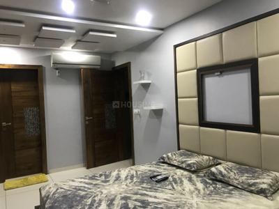 Bedroom Image of 2415 Sq.ft 3 BHK Apartment / Flat for sale in Iscon Platinum, Bopal Ahmedabad for Rs. 18000000