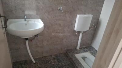 Bathroom Image of 269 Sq.ft 1 RK Apartment / Flat for rent in Bamheta Village Ghaziabad for Rs. 6000